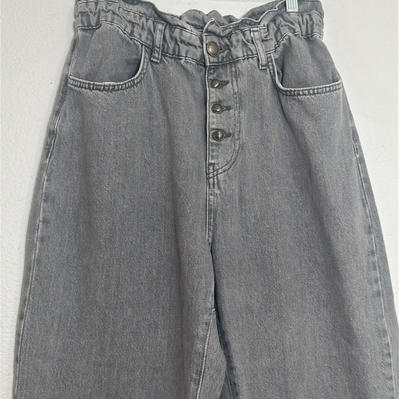 Zara Paperbag Baggy Balloon Leg Grey Button Fly Cotton Denim Jeans Womens Size 6 - Picture 2 of 13